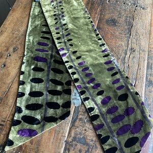 GEORGINA VON ETZDORF long velvet opera scarf with beads